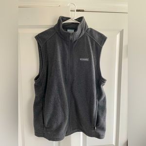 Columbia Grey Fleece Vest - M